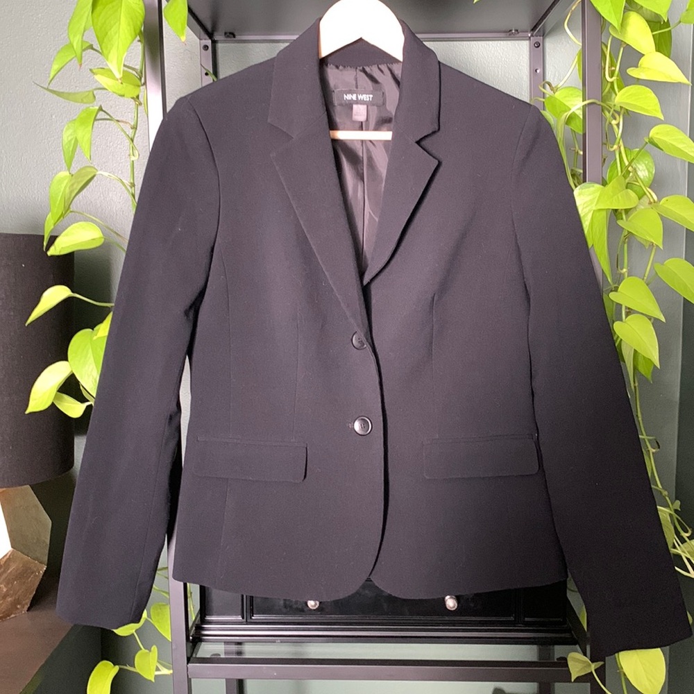 🖤NINE WEST Black Two Button Blazer